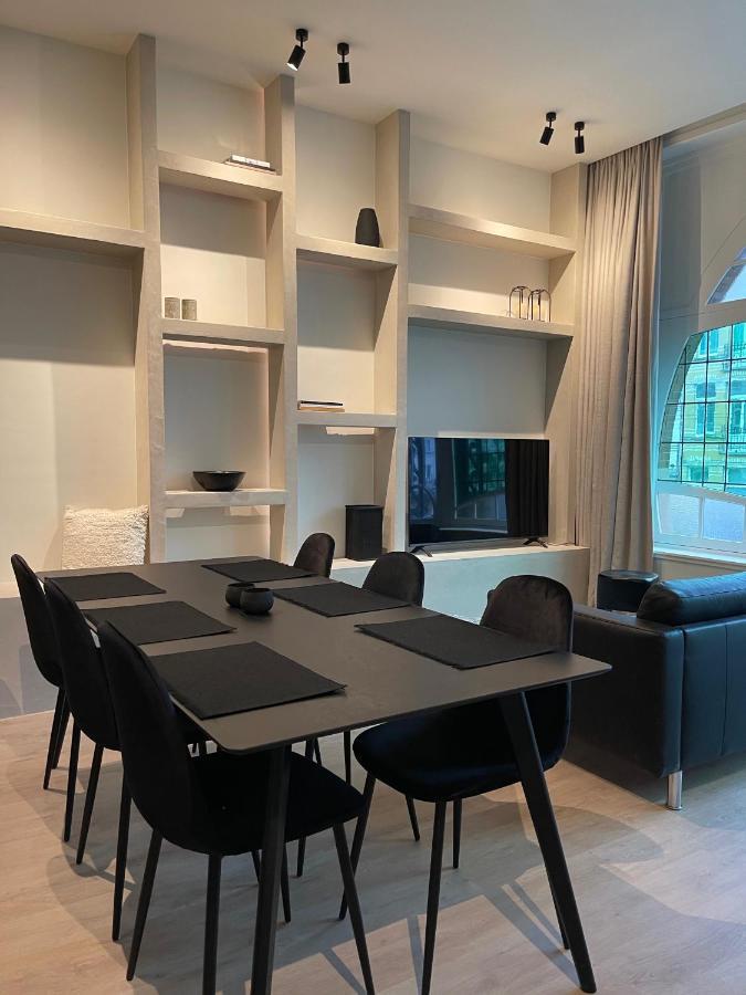3 Bedroom Art-Nouveau Apartment With Free Parking Гент Екстериор снимка