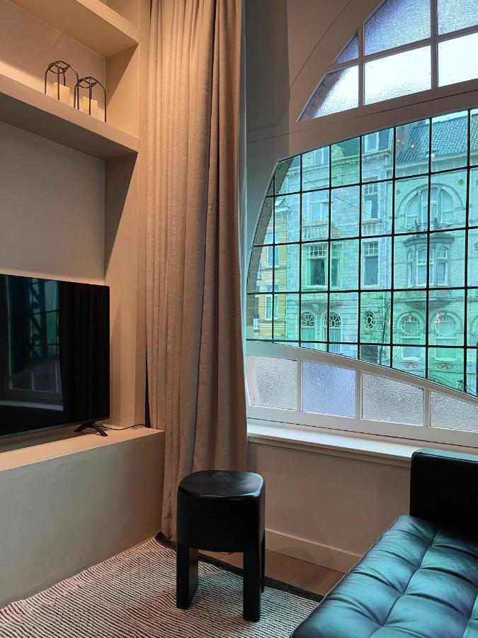 3 Bedroom Art-Nouveau Apartment With Free Parking Гент Екстериор снимка
