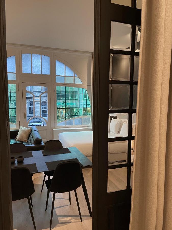 3 Bedroom Art-Nouveau Apartment With Free Parking Гент Екстериор снимка