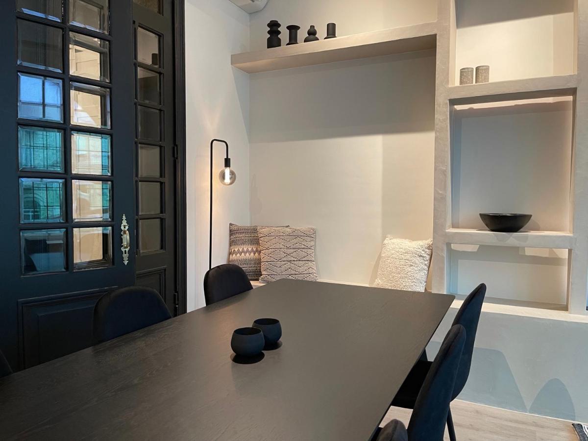 3 Bedroom Art-Nouveau Apartment With Free Parking Гент Екстериор снимка